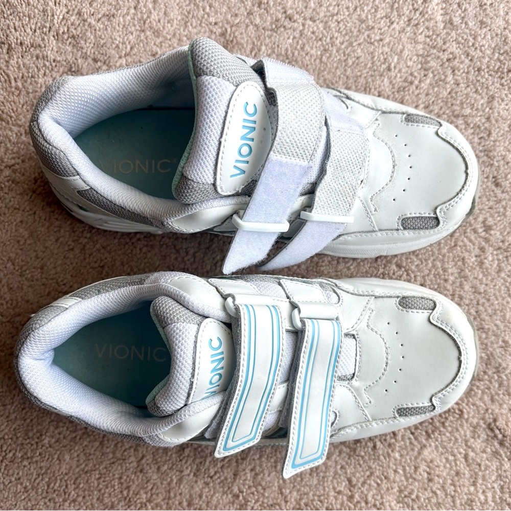 Vionic White and Light Blue women’s Hook-and-Loop Sneakers